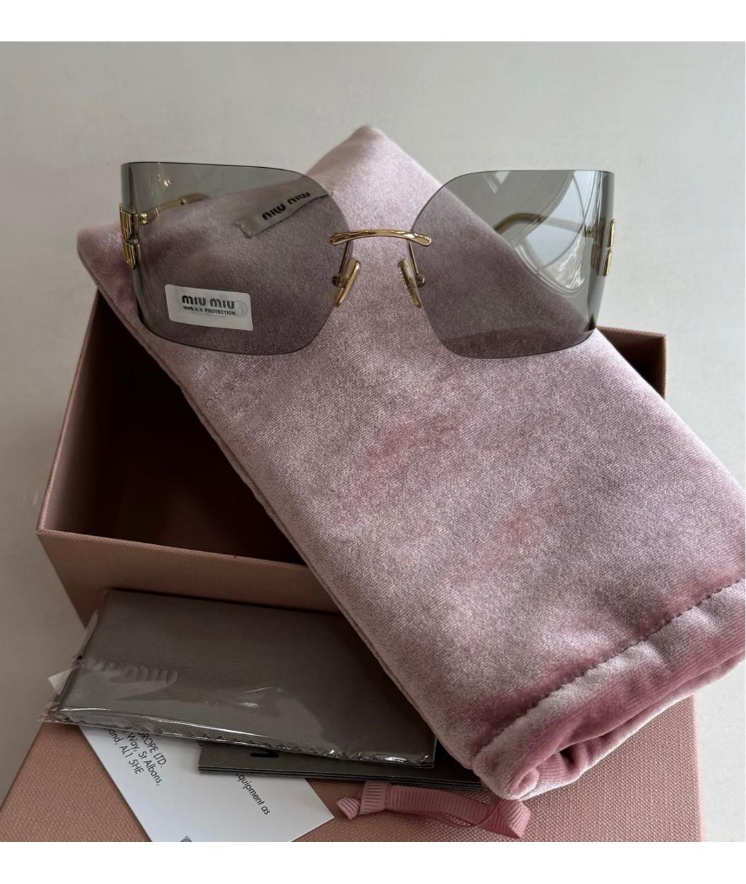 MIU MIU Серые пластиковые солнцезащитные очки, фото 3