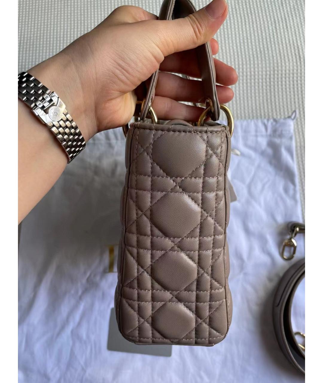 CHRISTIAN DIOR Бежевая кожаная сумка с короткими ручками, фото 5