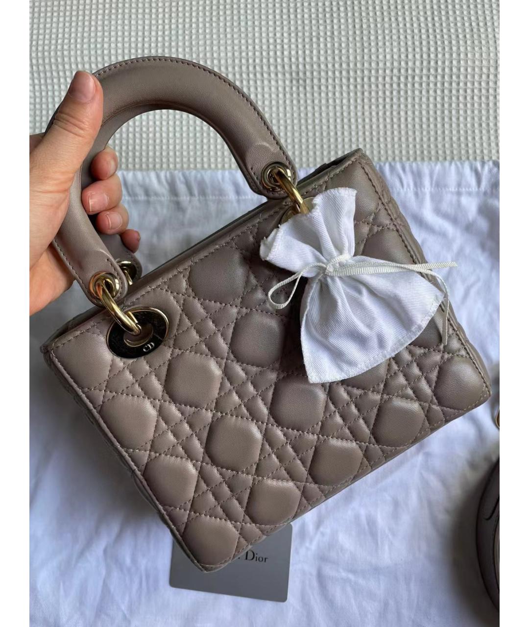 CHRISTIAN DIOR Бежевая кожаная сумка с короткими ручками, фото 3