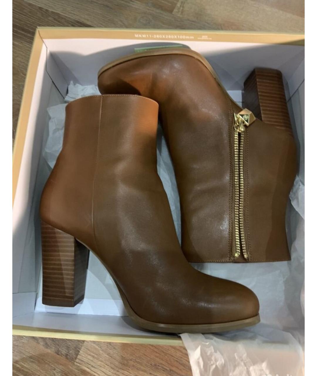 MICHAEL KORS Коричневые кожаные ботильоны, фото 3