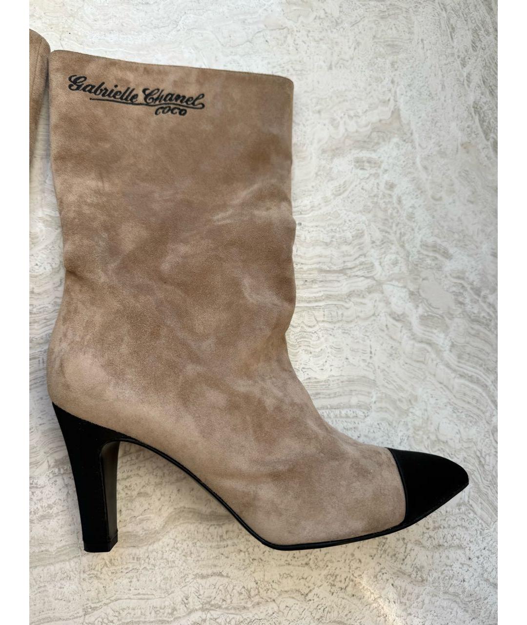 CHANEL Бежевые замшевые сапоги, фото 6