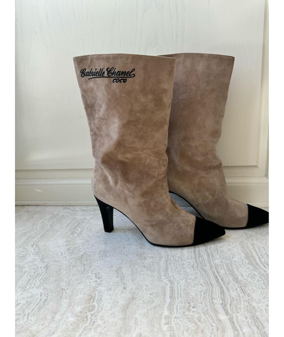 CHANEL Бежевые замшевые сапоги, фото 3