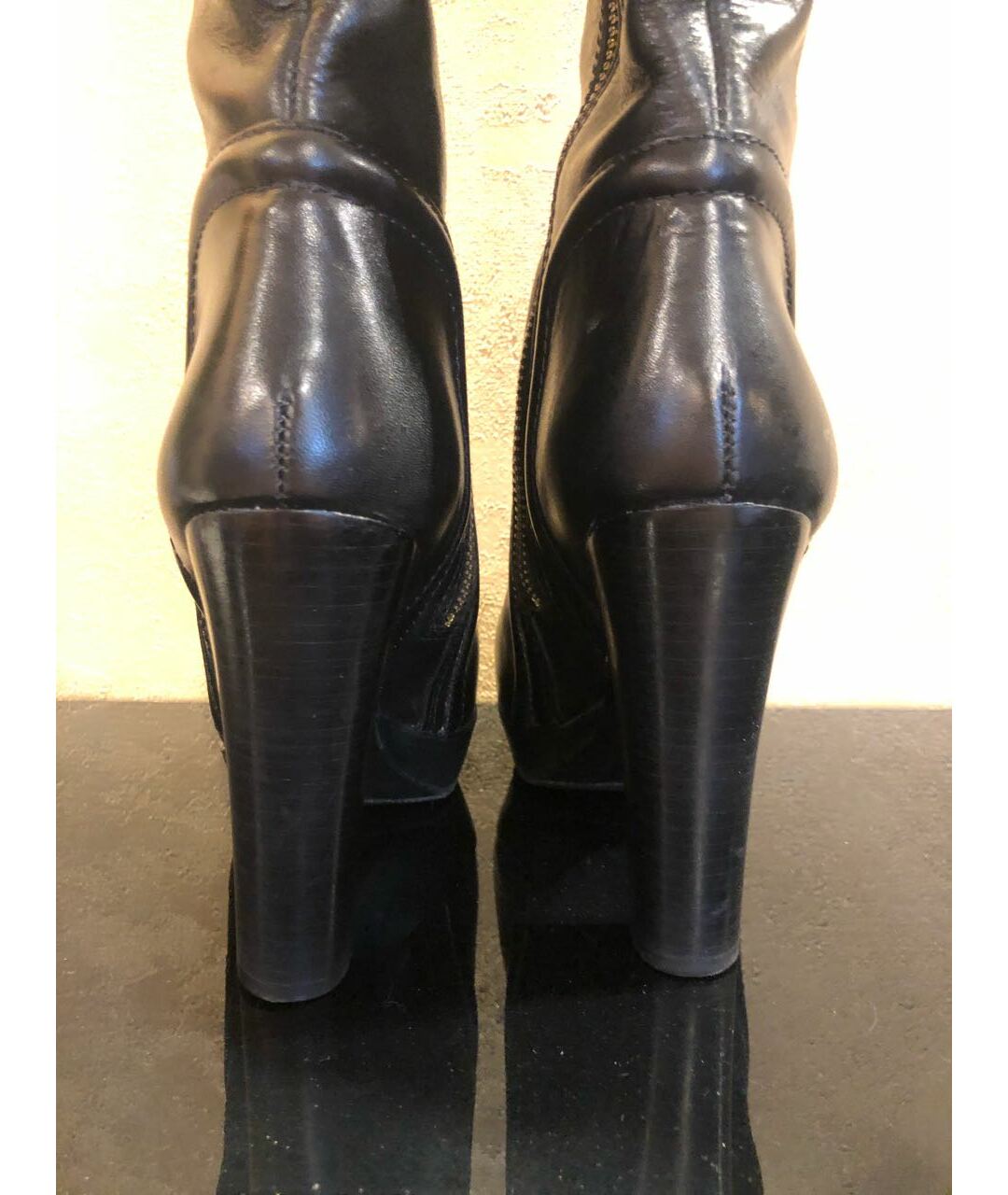 TORY BURCH Черные кожаные сапоги, фото 4