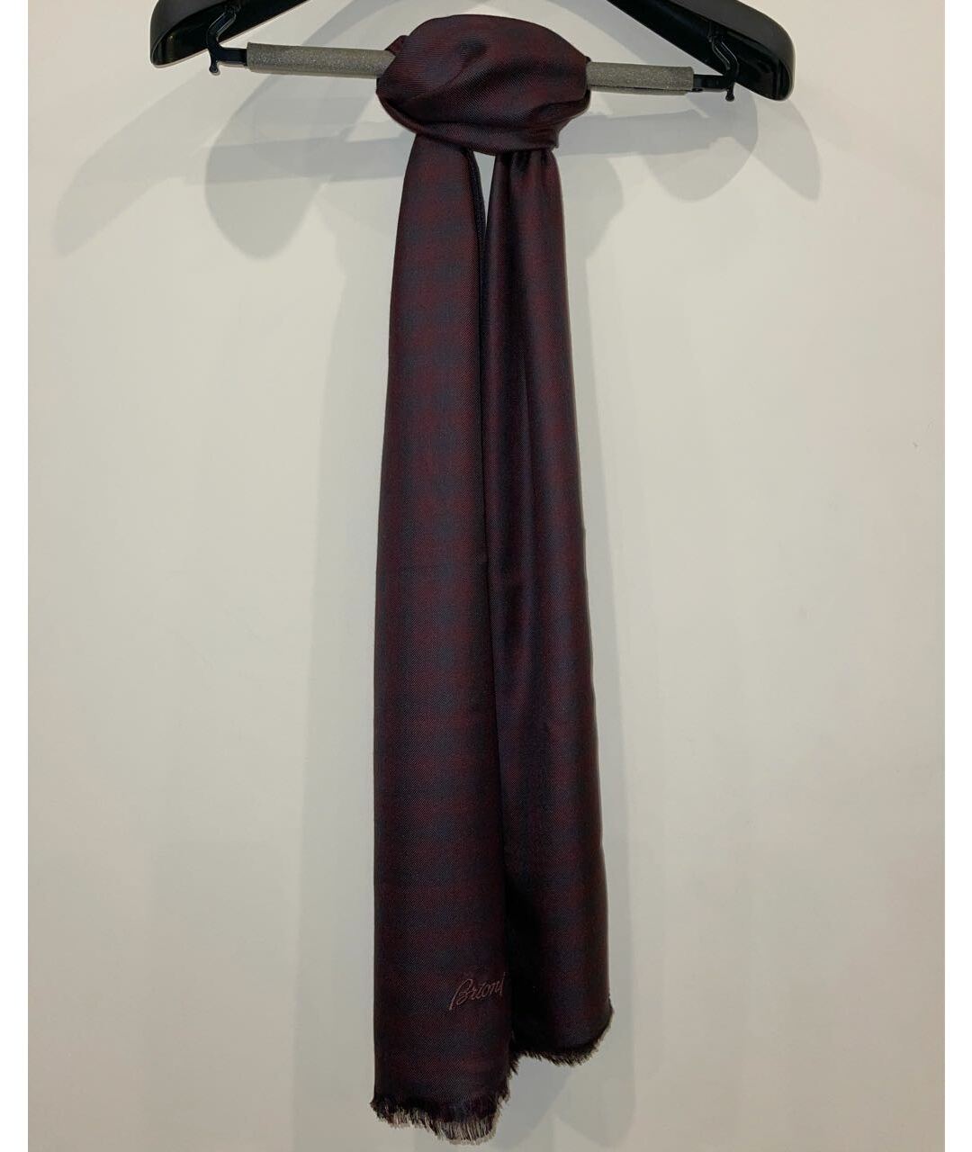 BRIONI Бордовый шелковый шарф, фото 5