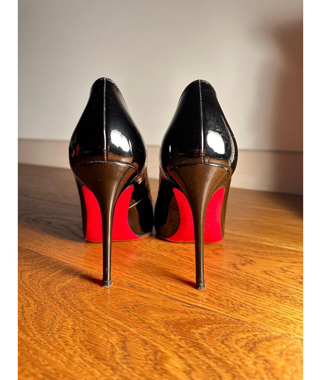 CHRISTIAN LOUBOUTIN Черные туфли из лакированной кожи, фото 4