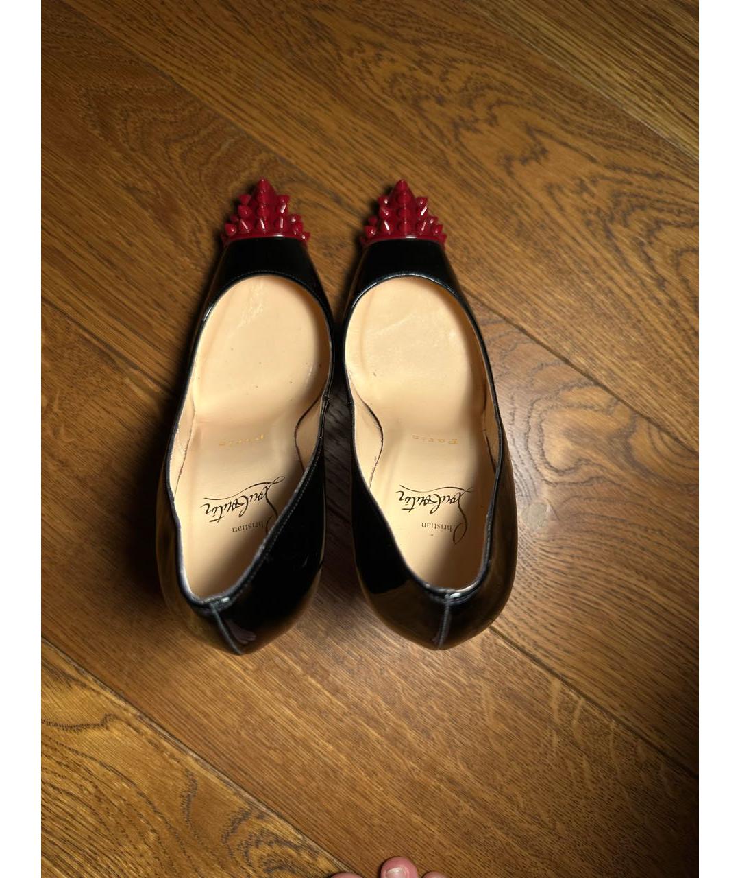 CHRISTIAN LOUBOUTIN Черные туфли из лакированной кожи, фото 3