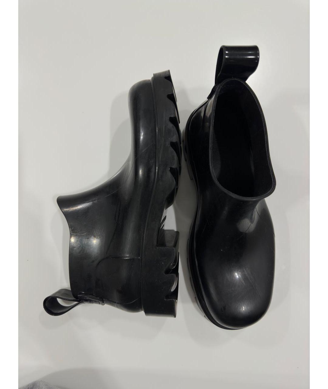 BOTTEGA VENETA Черные резиновые низкие ботинки, фото 5