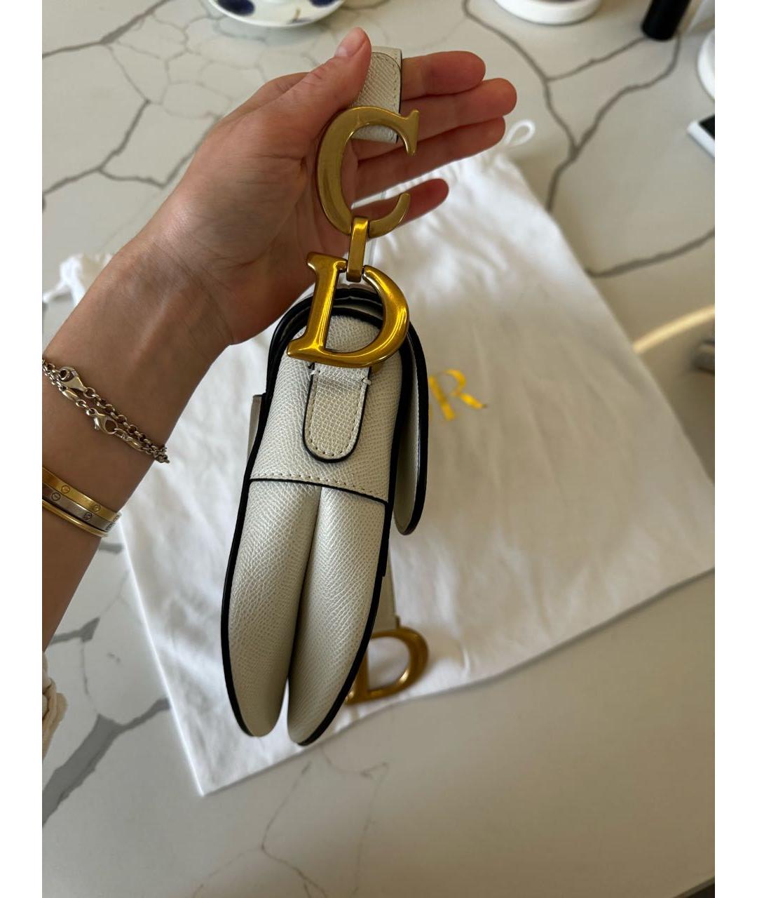 CHRISTIAN DIOR PRE-OWNED Белая кожаная сумка с короткими ручками, фото 5