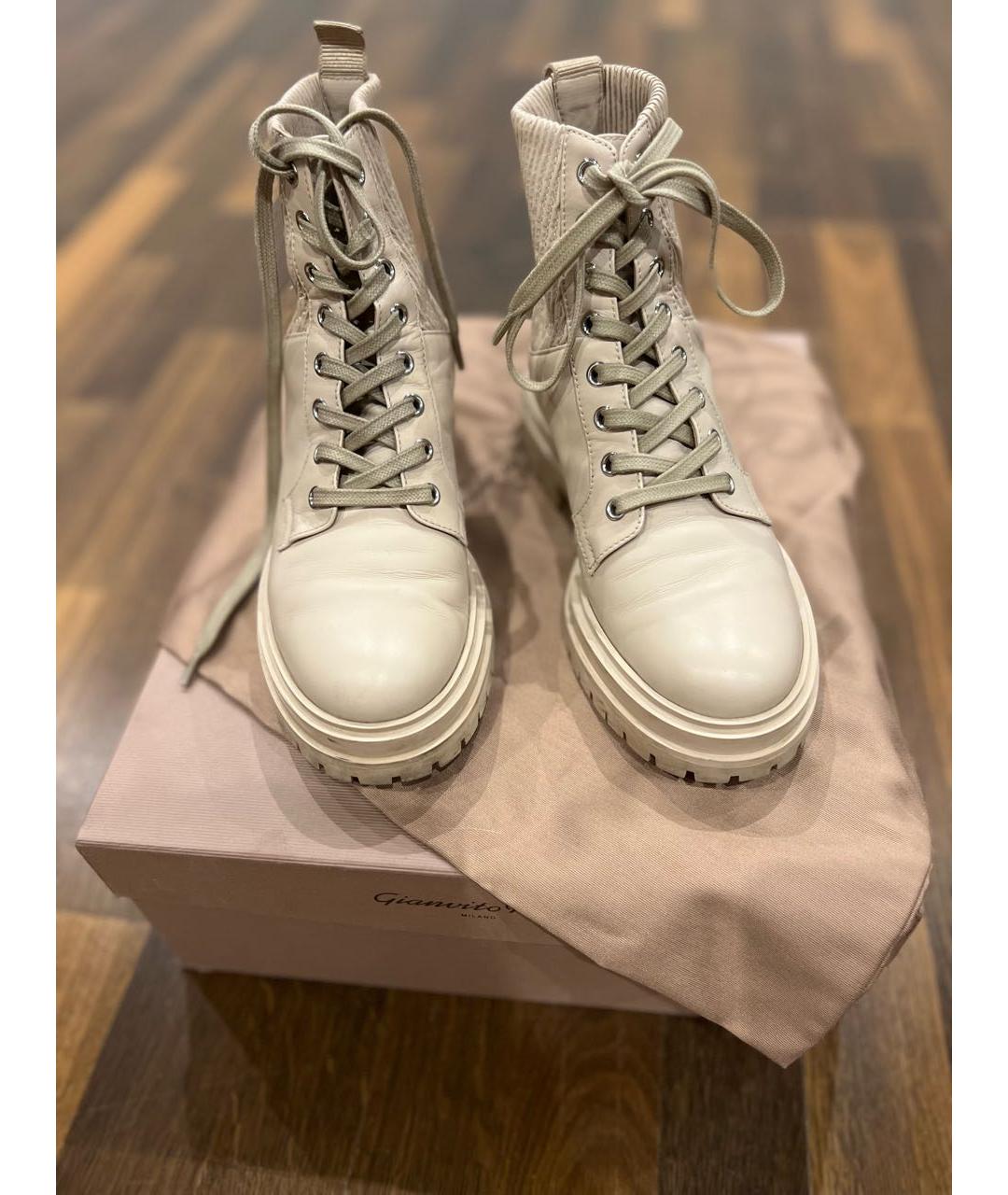 GIANVITO ROSSI Бежевые кожаные ботинки, фото 5