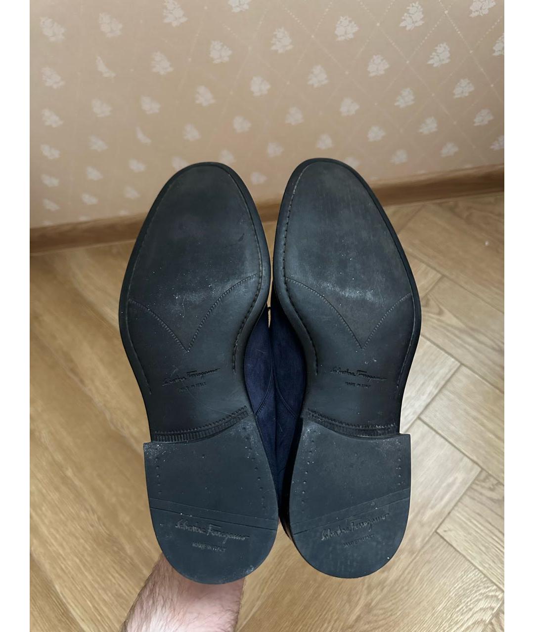SALVATORE FERRAGAMO Темно-синие замшевые туфли, фото 6