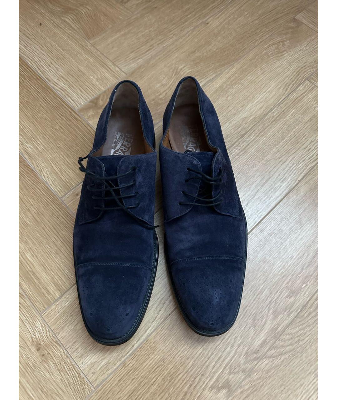 SALVATORE FERRAGAMO Темно-синие замшевые туфли, фото 3