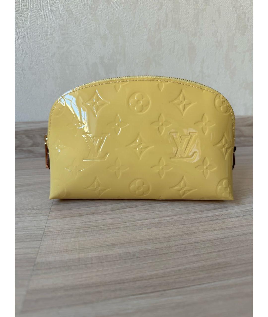 LOUIS VUITTON PRE-OWNED Косметичка из лакированной кожи, фото 9