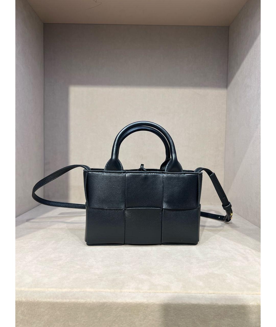 BOTTEGA VENETA Черная кожаная сумка тоут, фото 2