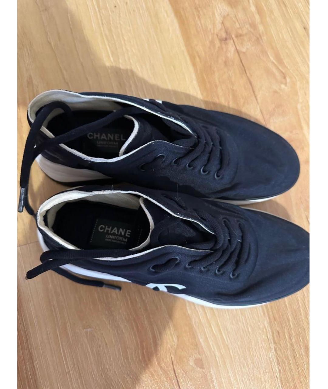 CHANEL PRE-OWNED Черные кроссовки, фото 2