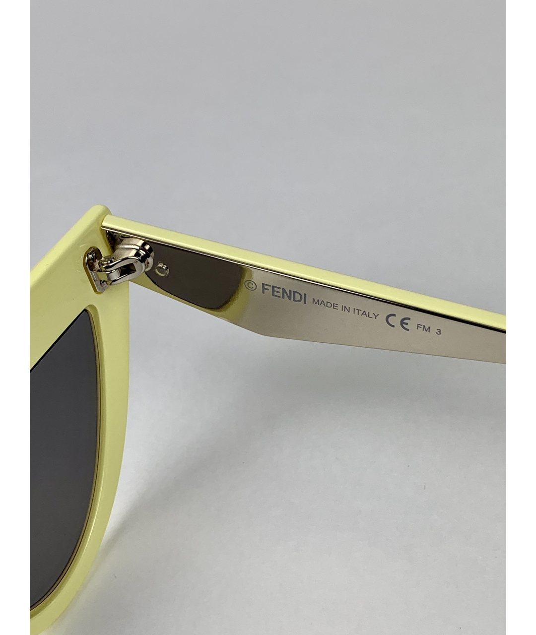 FENDI Желтые пластиковые солнцезащитные очки, фото 4