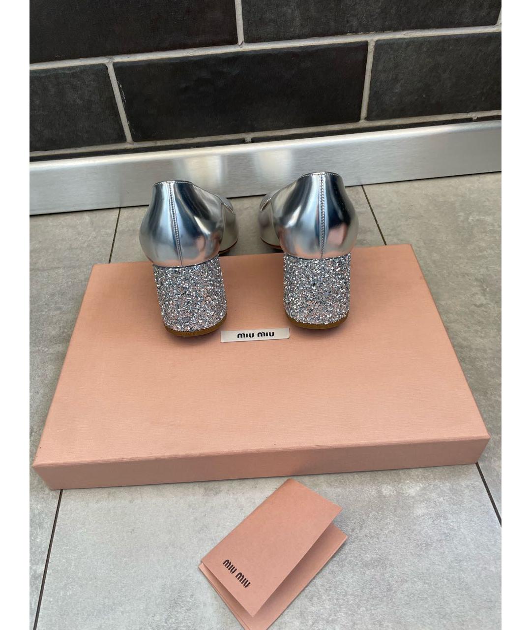 MIU MIU Серебряные кожаные туфли, фото 3
