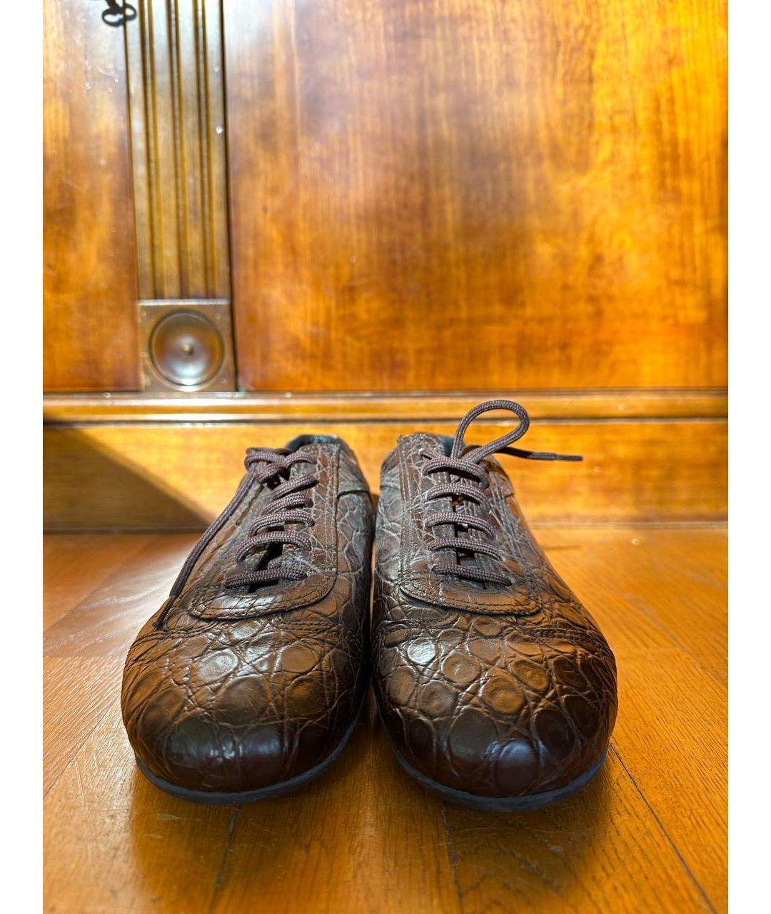 PRADA Коричневые кроссовки из экзотической кожи, фото 2