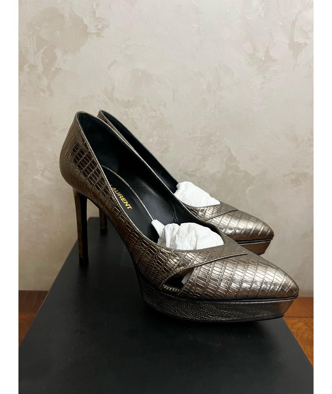 SAINT LAURENT Золотые туфли из лакированной кожи, фото 5