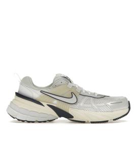 NIKE Кроссовки