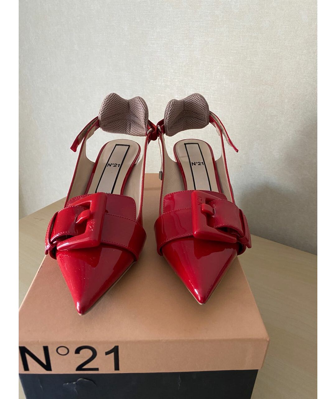 NO. 21 Красные туфли из лакированной кожи, фото 2