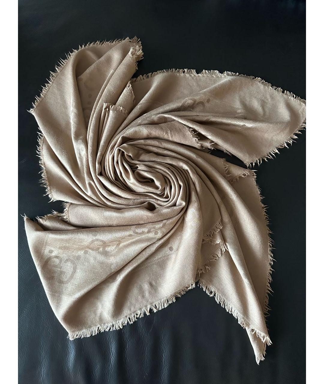 GUCCI Бежевый шерстяной платок, фото 6