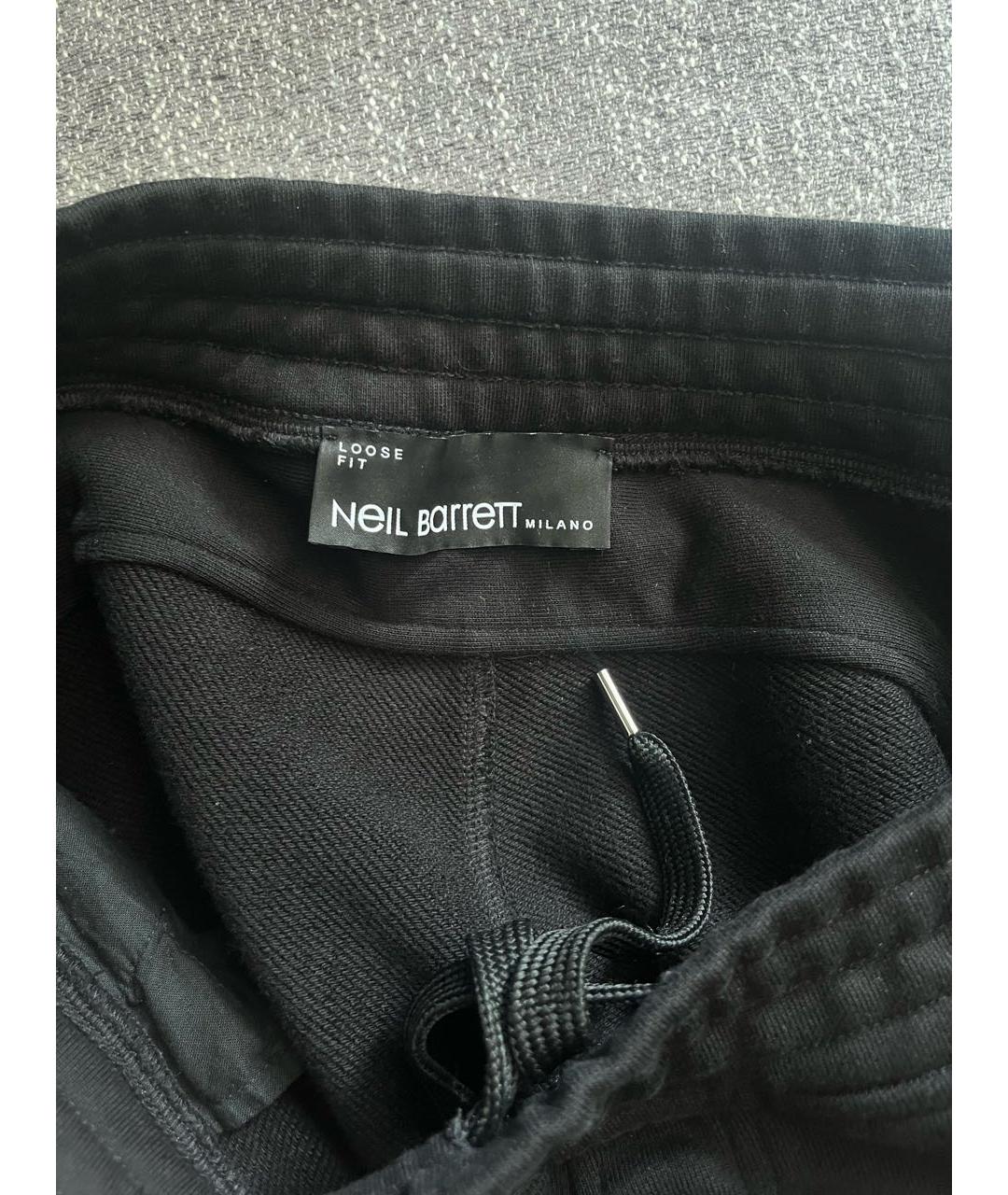 NEIL BARRETT Черные хлопко-эластановые повседневные брюки, фото 3