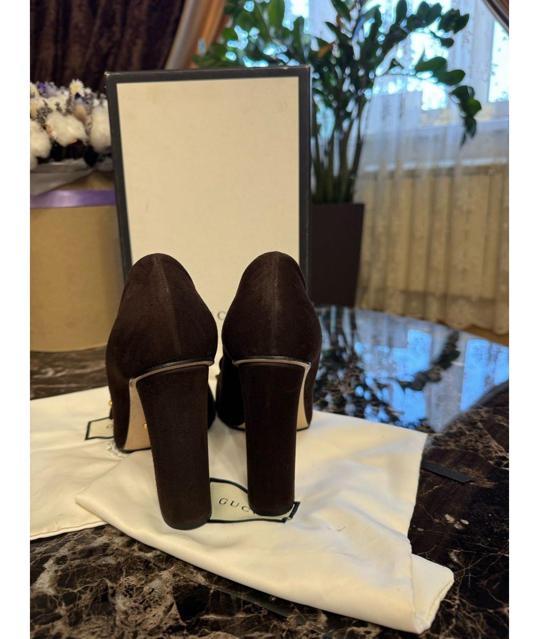 GUCCI Коричневые замшевые туфли, фото 3