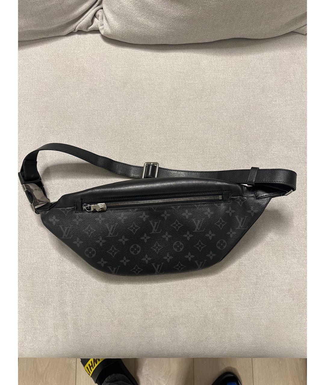 LOUIS VUITTON Черная поясная сумка из канвы, фото 4