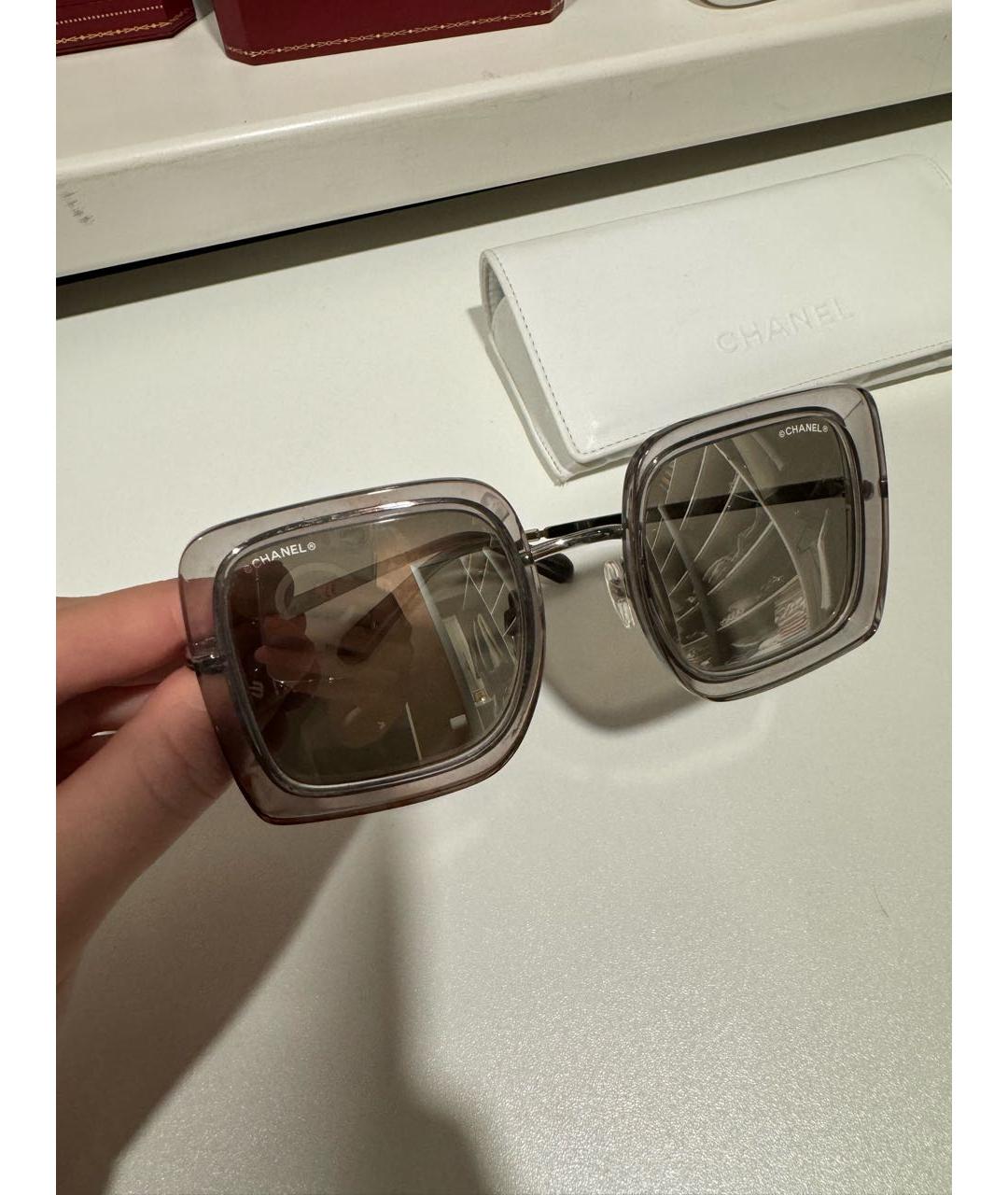 CHANEL Серебряные пластиковые солнцезащитные очки, фото 4