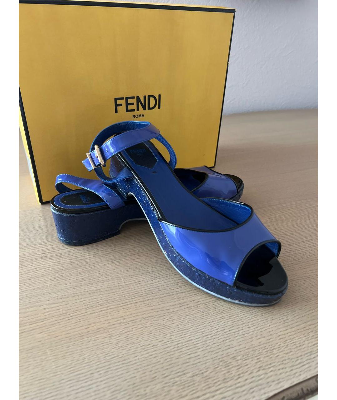 FENDI Синие босоножки из лакированной кожи, фото 6