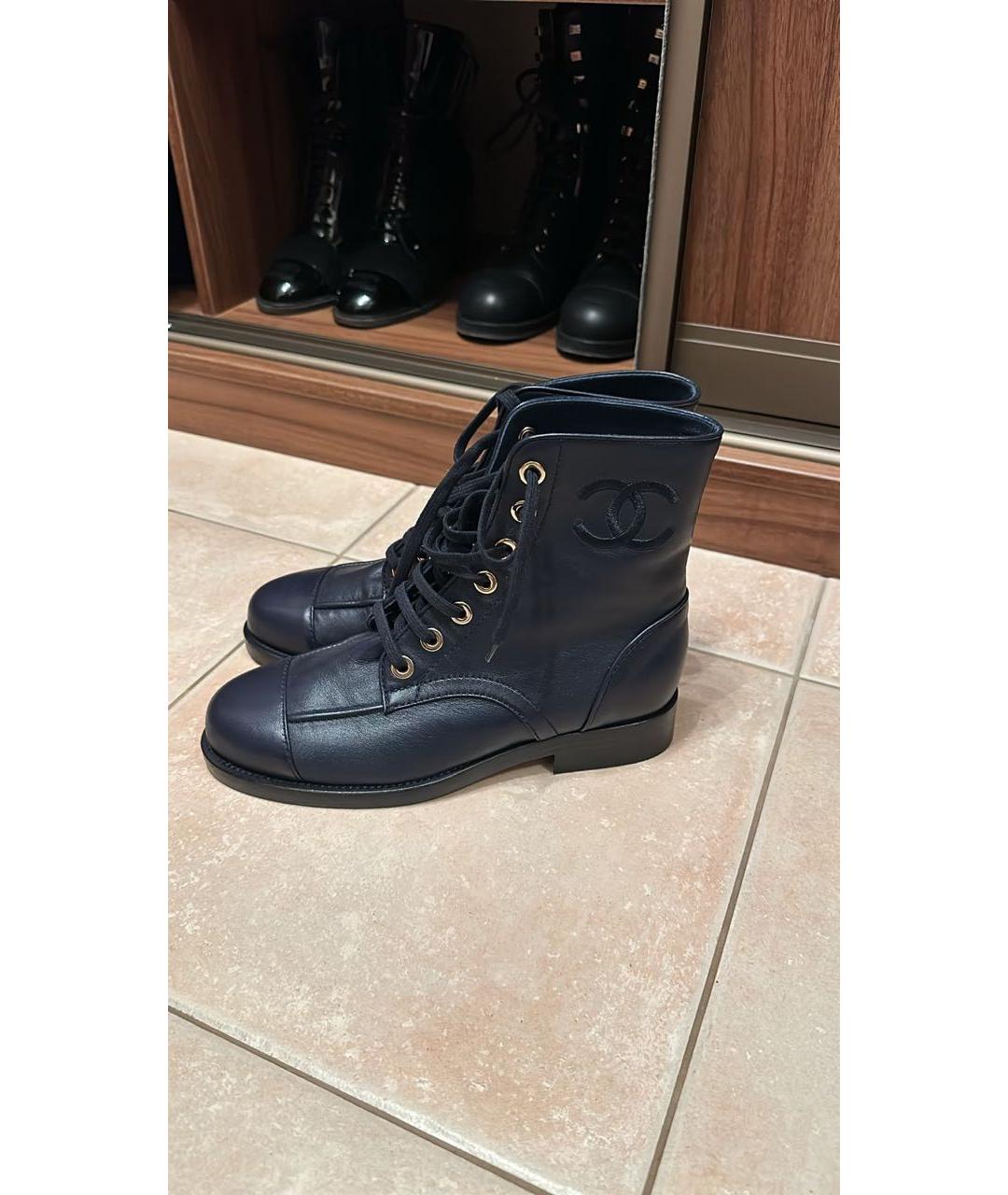 CHANEL PRE-OWNED Темно-синие кожаные ботинки, фото 3