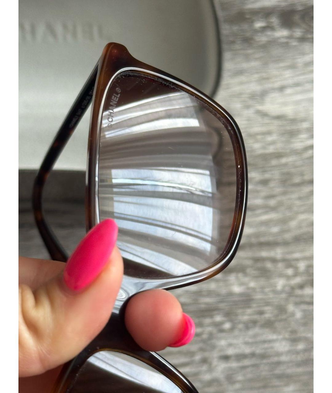 CHANEL PRE-OWNED Коричневые пластиковые солнцезащитные очки, фото 3