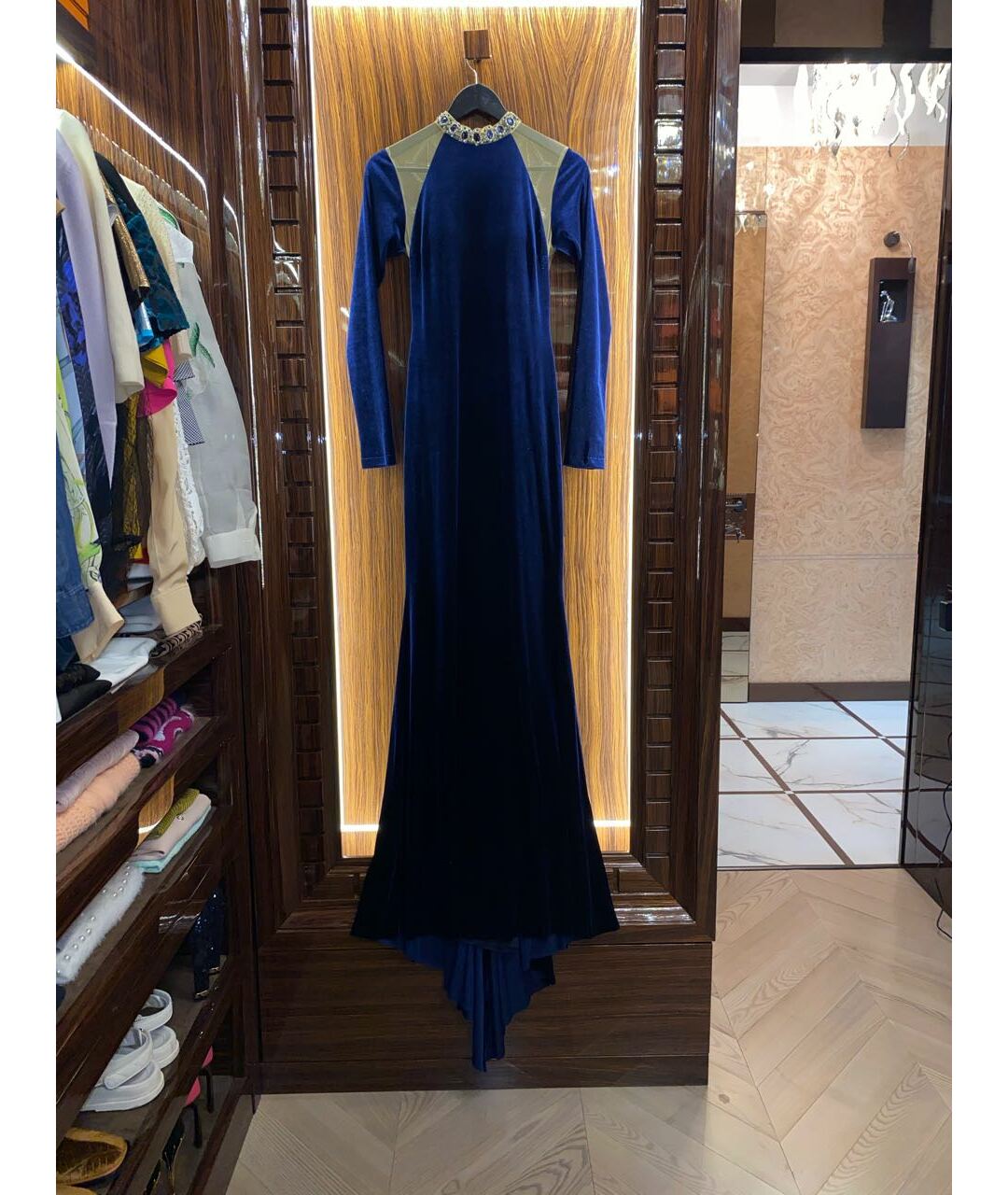 TARIK EDIZ Синее бархатное вечернее платье, фото 7