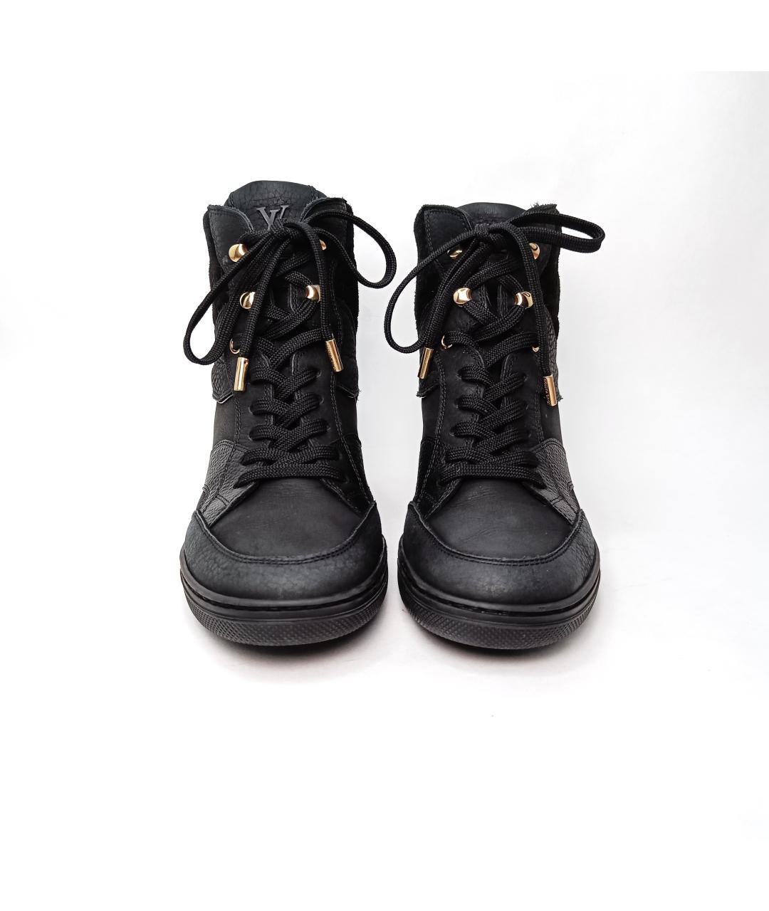 LOUIS VUITTON PRE-OWNED Черные нубуковые кроссовки, фото 7