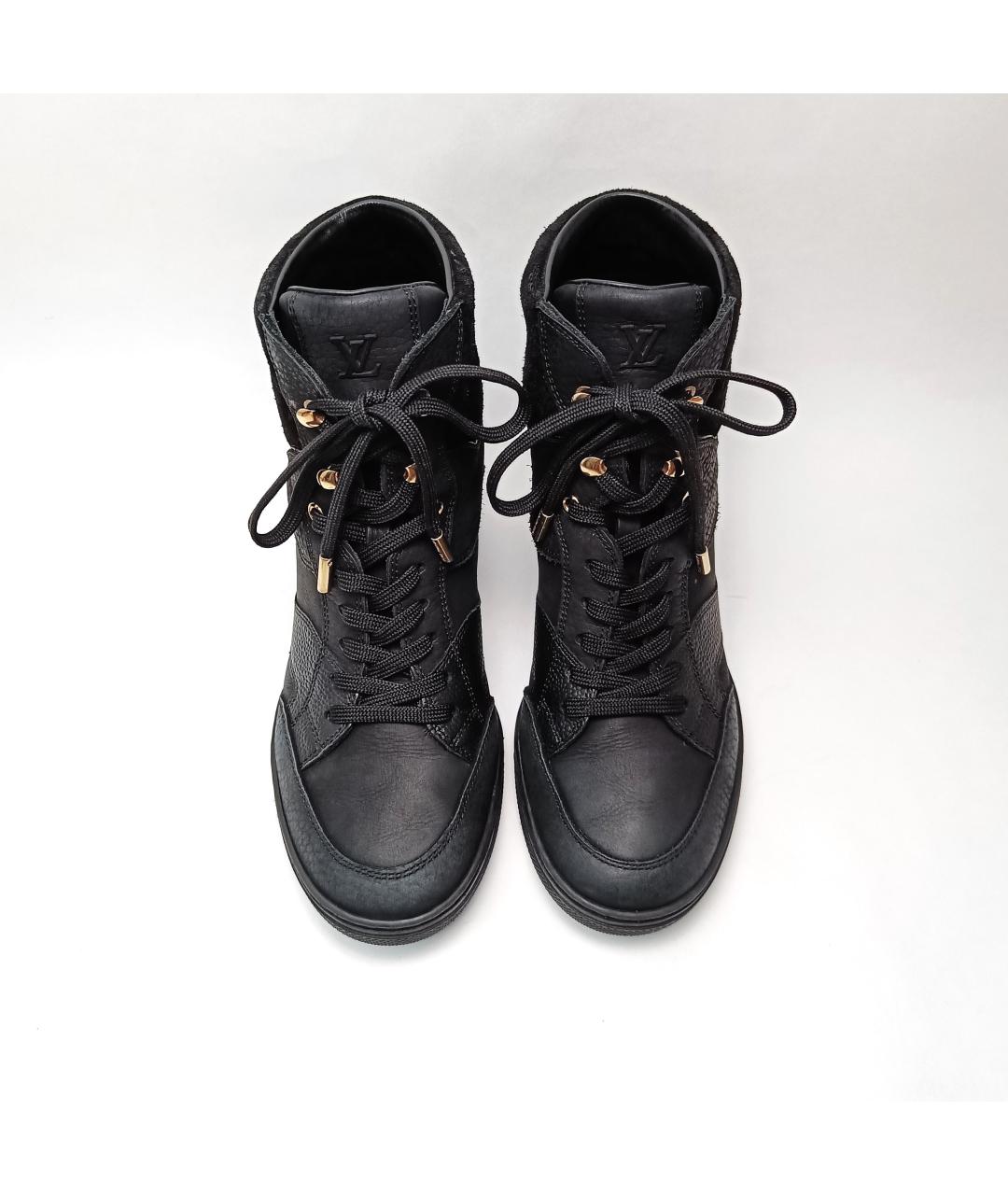 LOUIS VUITTON PRE-OWNED Черные нубуковые кроссовки, фото 5
