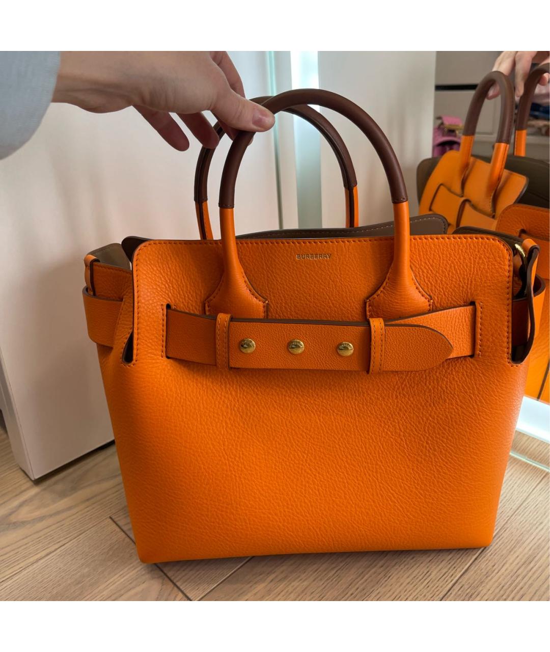 BURBERRY Оранжевая кожаная сумка тоут, фото 3