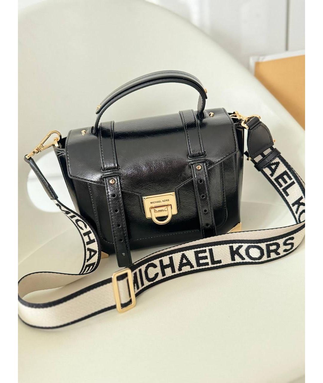 MICHAEL KORS Черная сумка с короткими ручками из лакированной кожи, фото 4