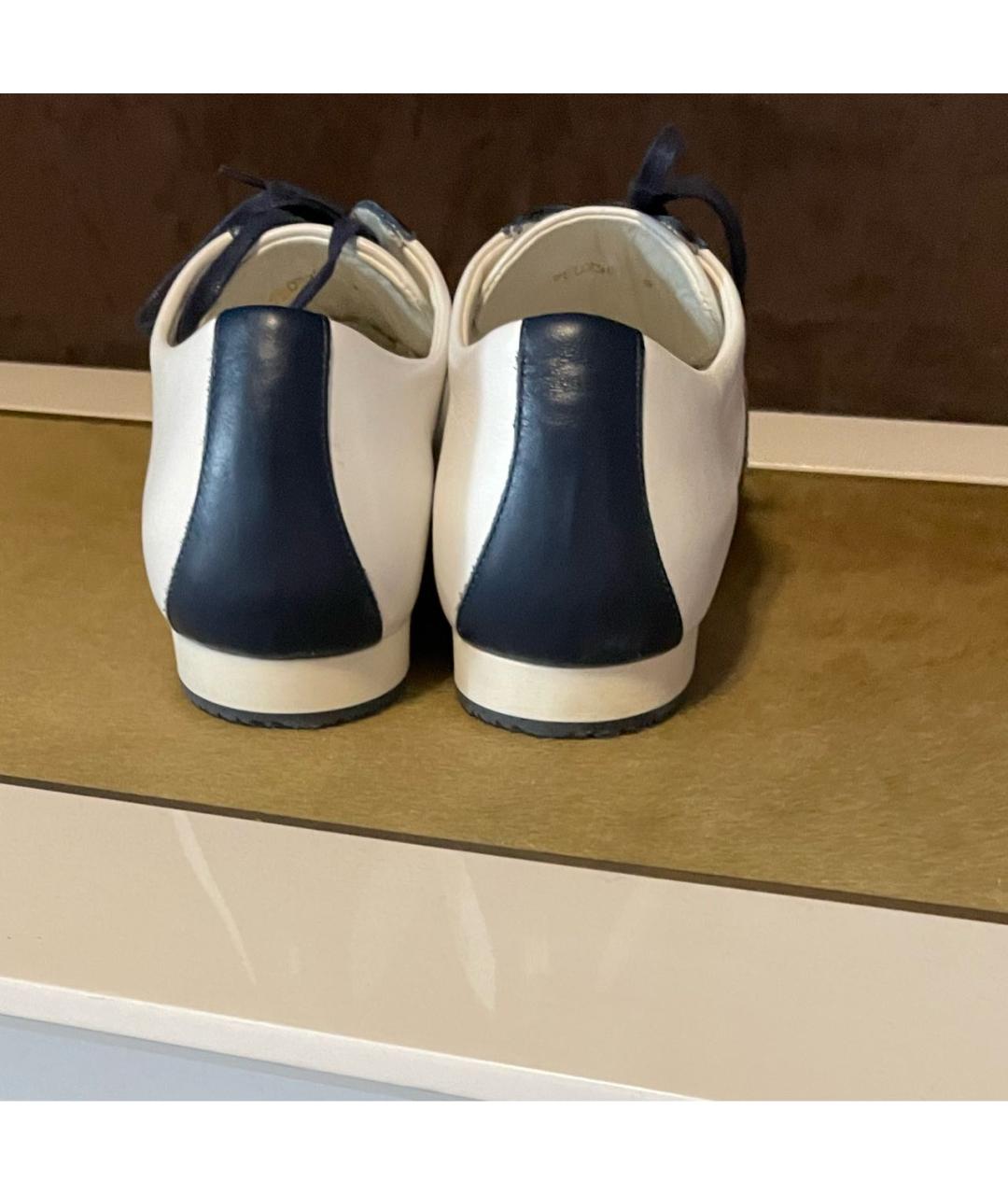 FENDI Белые кожаные низкие кроссовки / кеды, фото 4