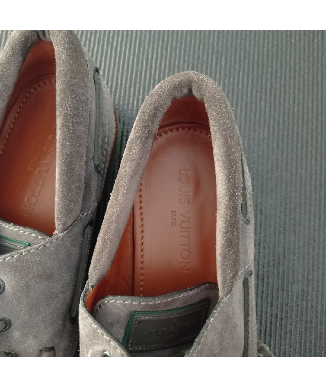 LOUIS VUITTON PRE-OWNED Серые замшевые туфли, фото 6