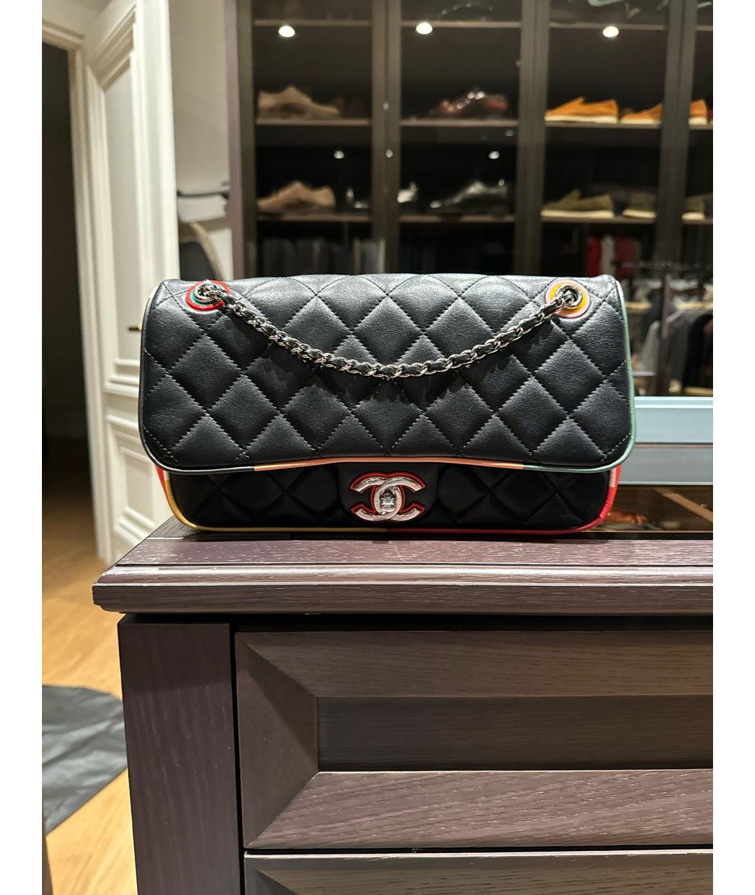 CHANEL PRE-OWNED Черная кожаная сумка через плечо, фото 5