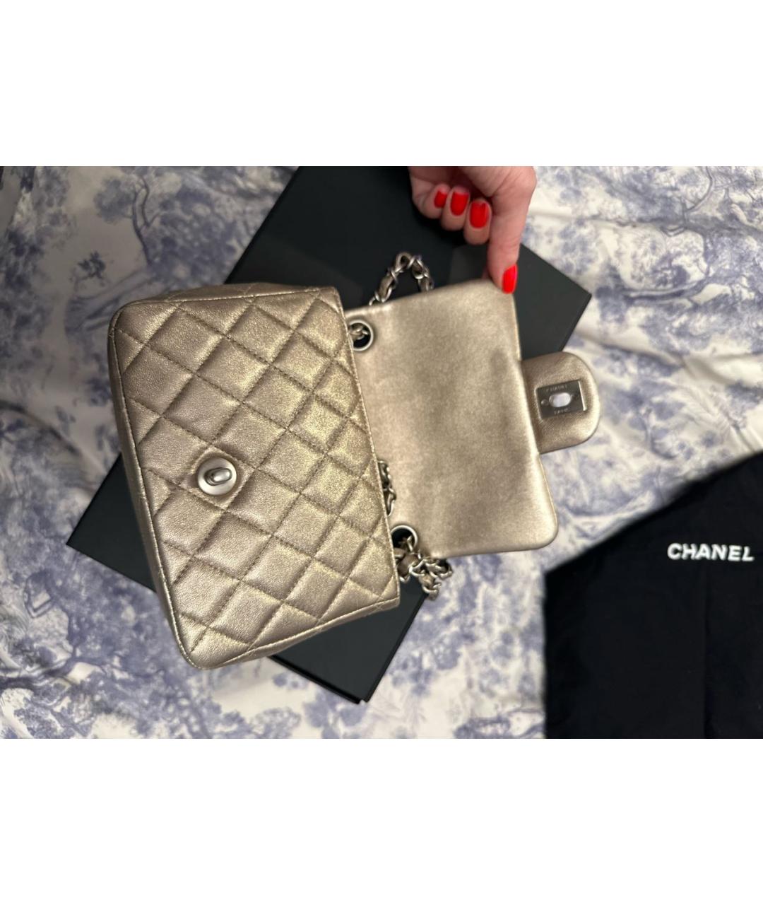 CHANEL PRE-OWNED Золотая кожаная сумка через плечо, фото 4