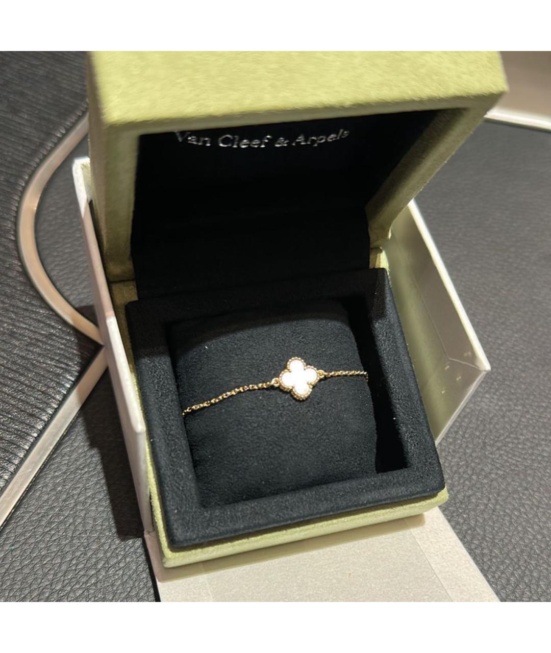 VAN CLEEF & ARPELS Белый браслет из желтого золота, фото 3