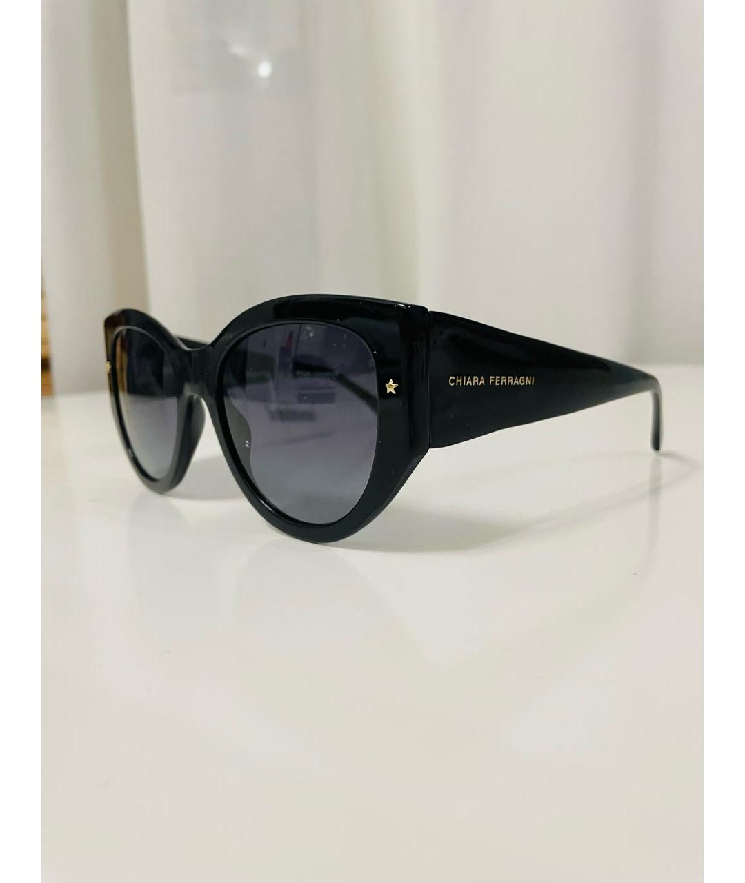 CHIARA FERRAGNI Черные пластиковые солнцезащитные очки, фото 2