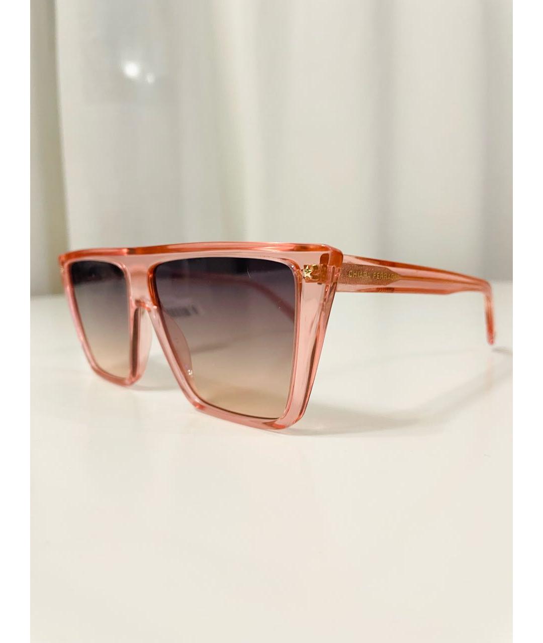 CHIARA FERRAGNI Розовые пластиковые солнцезащитные очки, фото 4