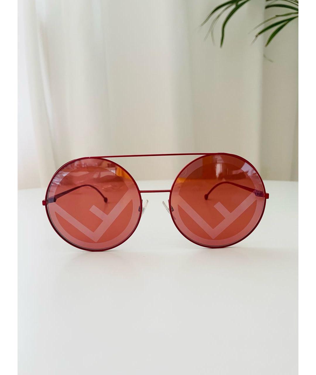 FENDI Красные металлические солнцезащитные очки, фото 3