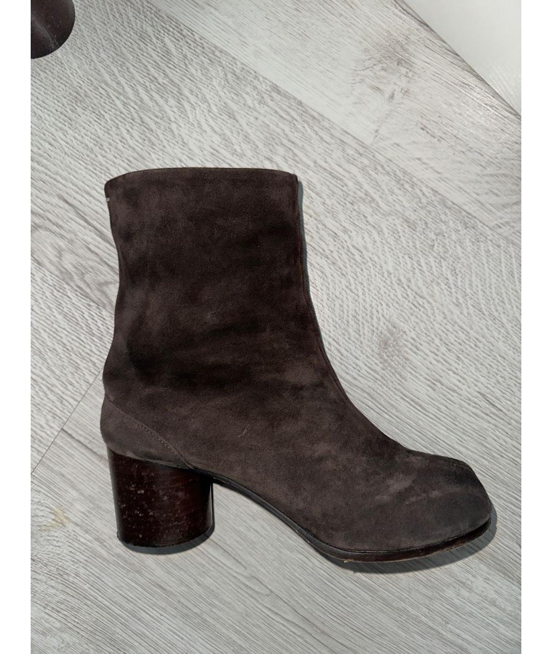 MAISON MARGIELA Коричневые замшевые сапоги, фото 7