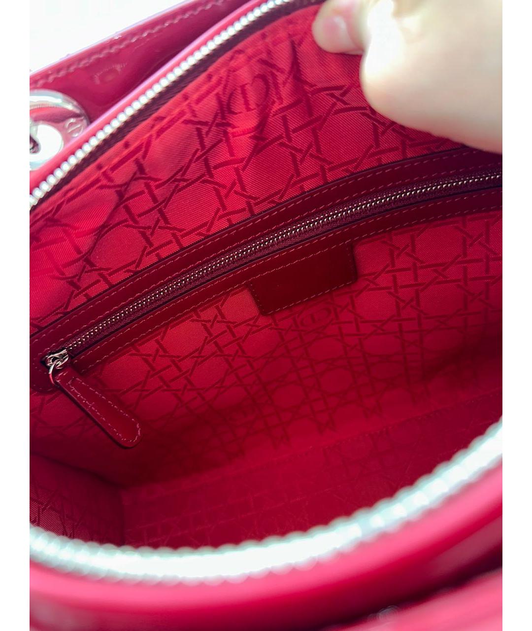 CHRISTIAN DIOR PRE-OWNED Бордовая сумка с короткими ручками из лакированной кожи, фото 4