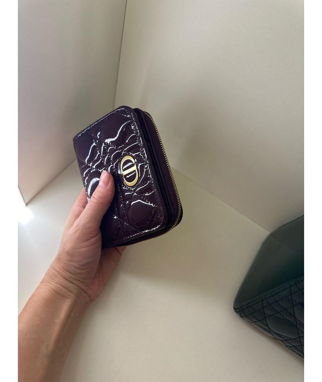 CHRISTIAN DIOR PRE-OWNED Бордовый кошелек из лакированной кожи, фото 6