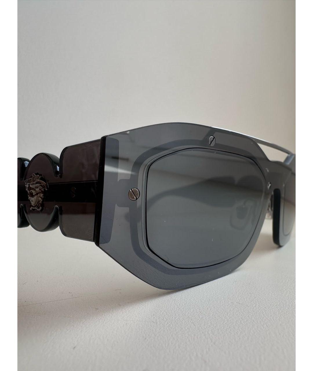 VERSACE Серебряные металлические солнцезащитные очки, фото 3