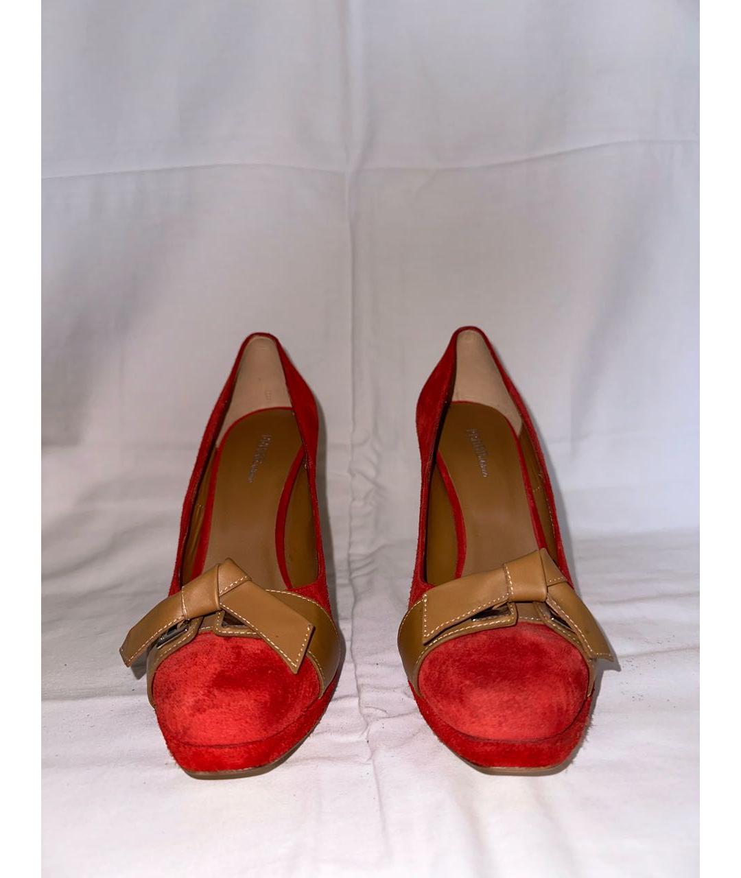 GIANFRANCO FERRE Красные замшевые туфли, фото 2
